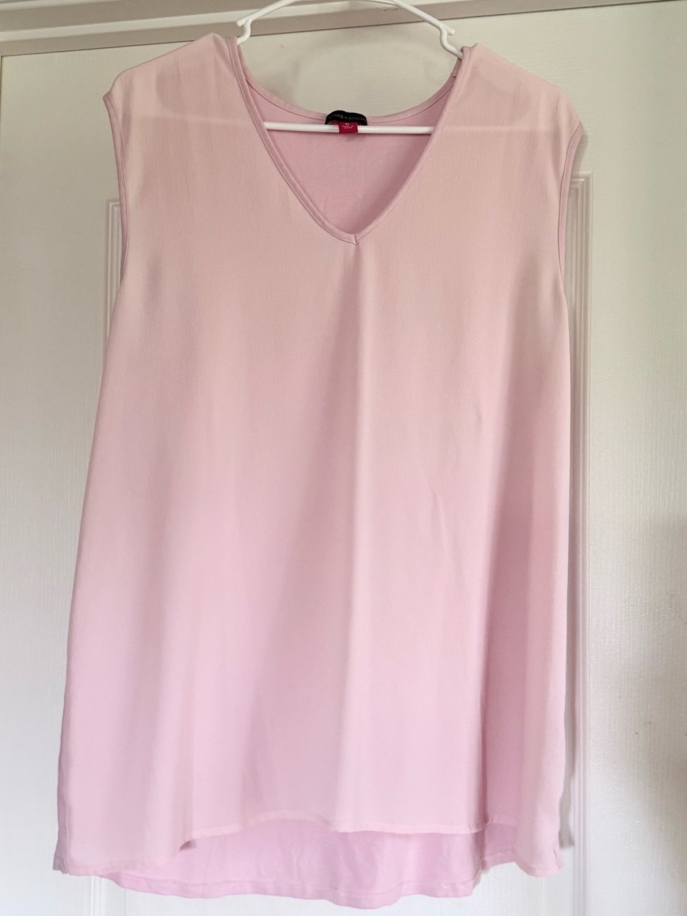 2 for $15 Vince Camuto Light Pink V-Neck Sleeveless Blouse
